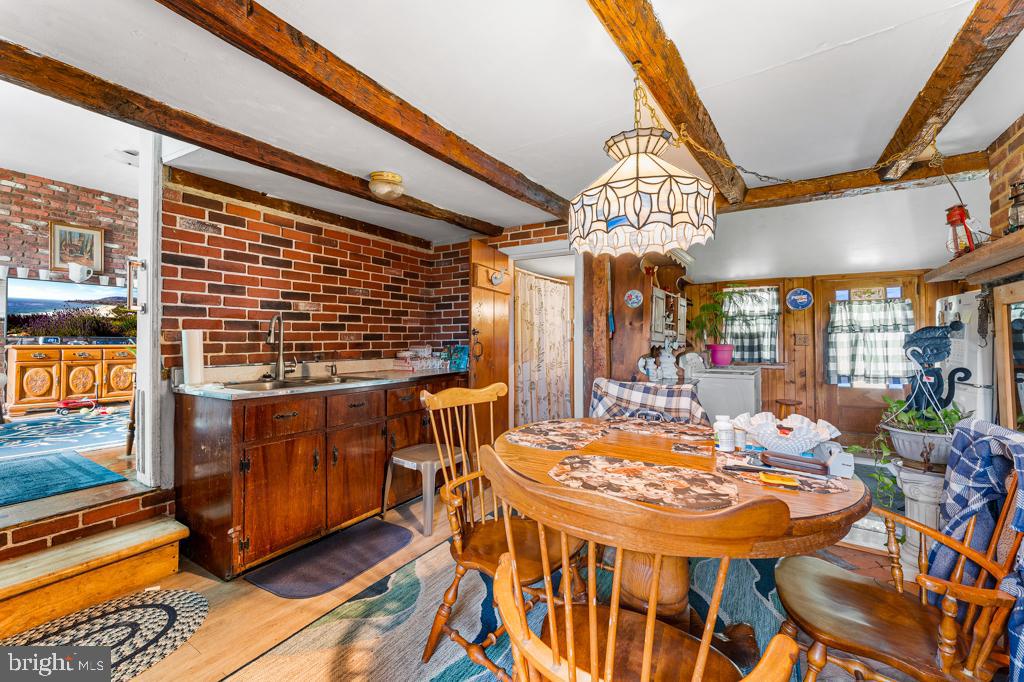 12 Supawna Rd