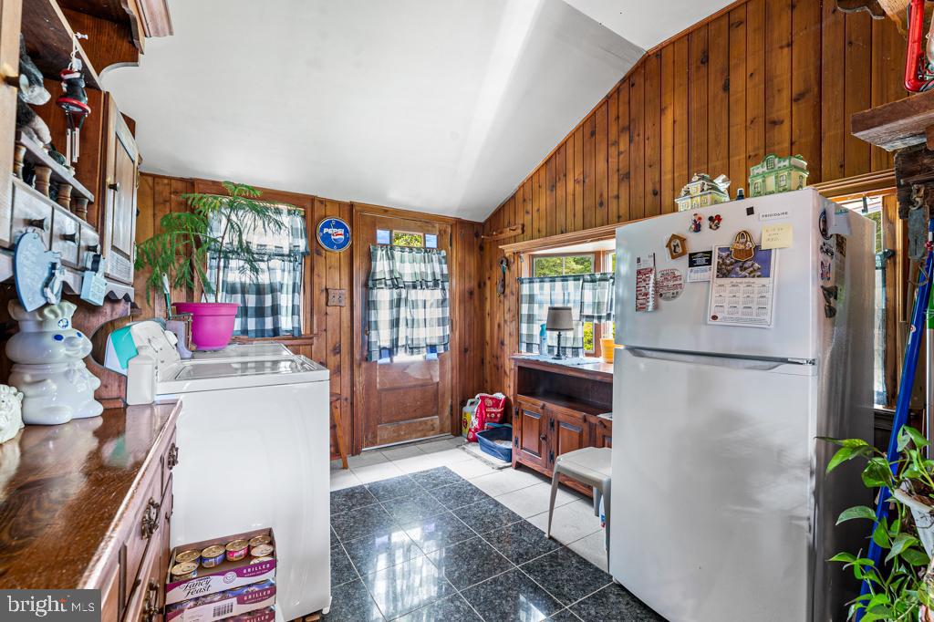 12 Supawna Rd