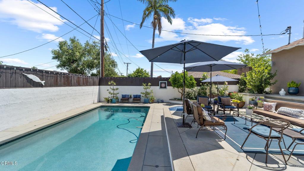 2030 N Altadena Drive