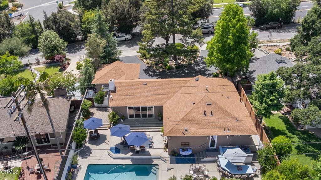 2030 N Altadena Drive