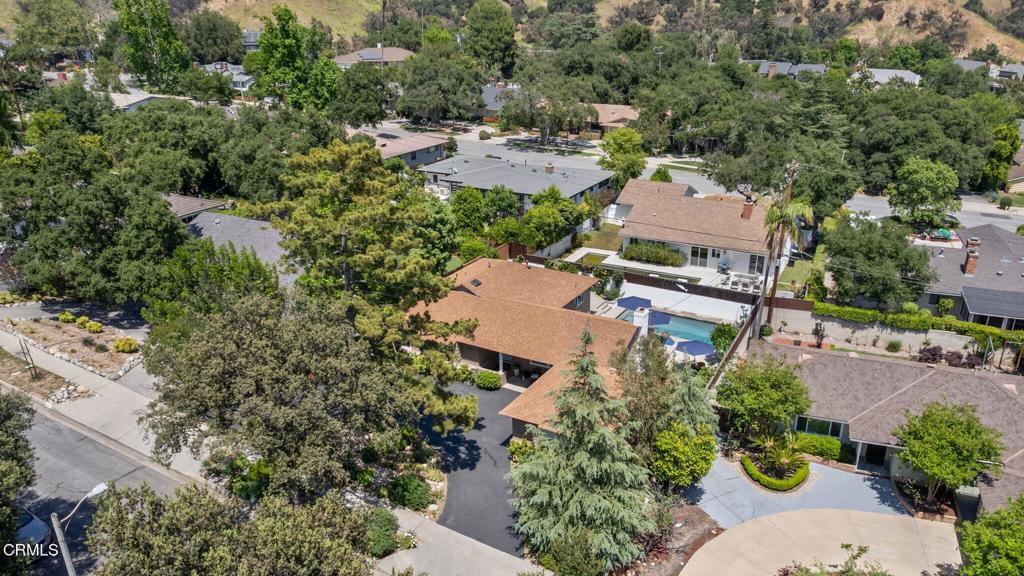 2030 N Altadena Drive