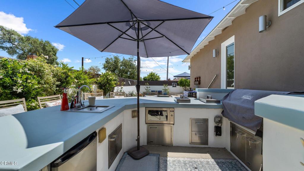 2030 N Altadena Drive