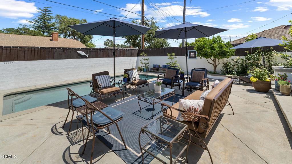 2030 N Altadena Drive