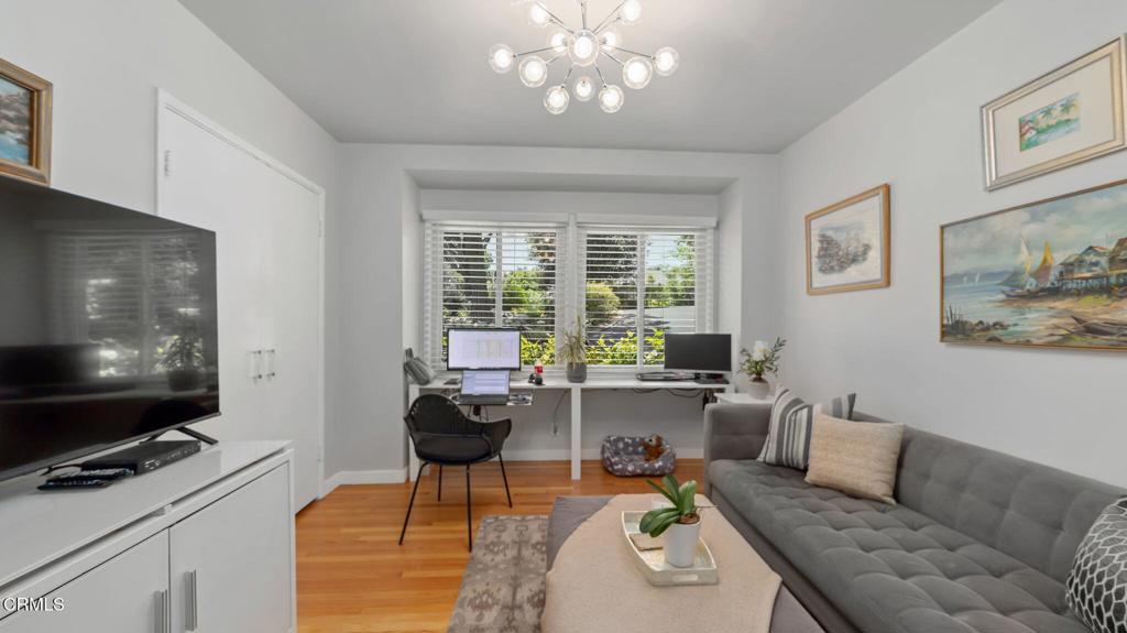 2030 N Altadena Drive