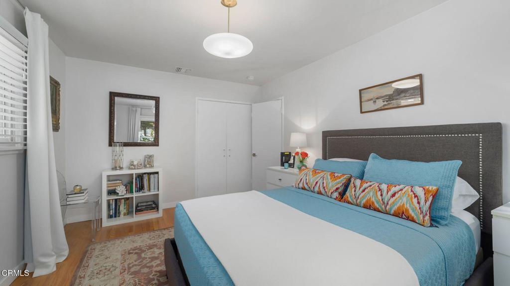 2030 N Altadena Drive