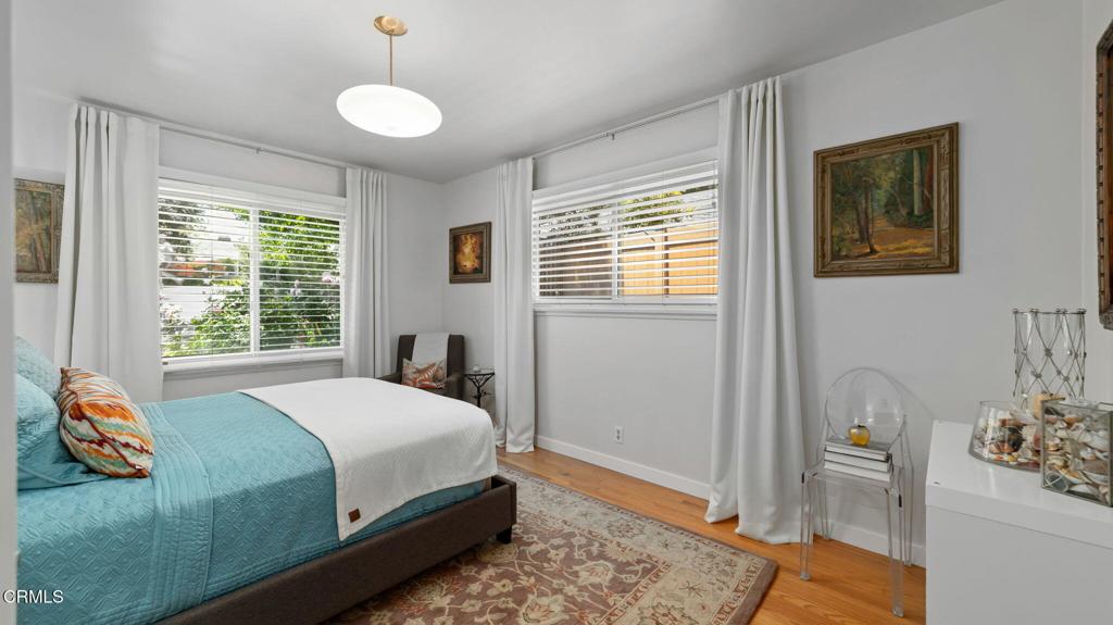 2030 N Altadena Drive