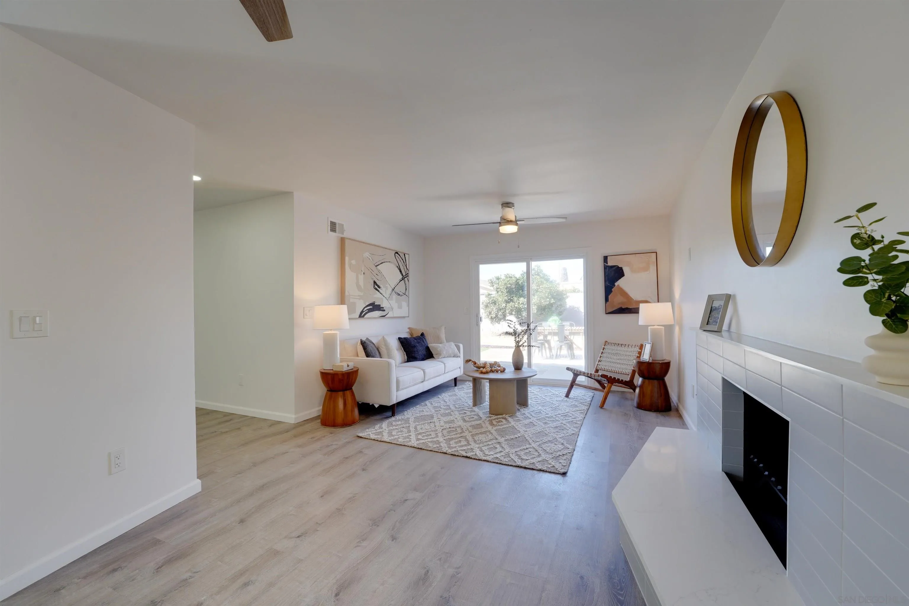 4816 Siesta Dr