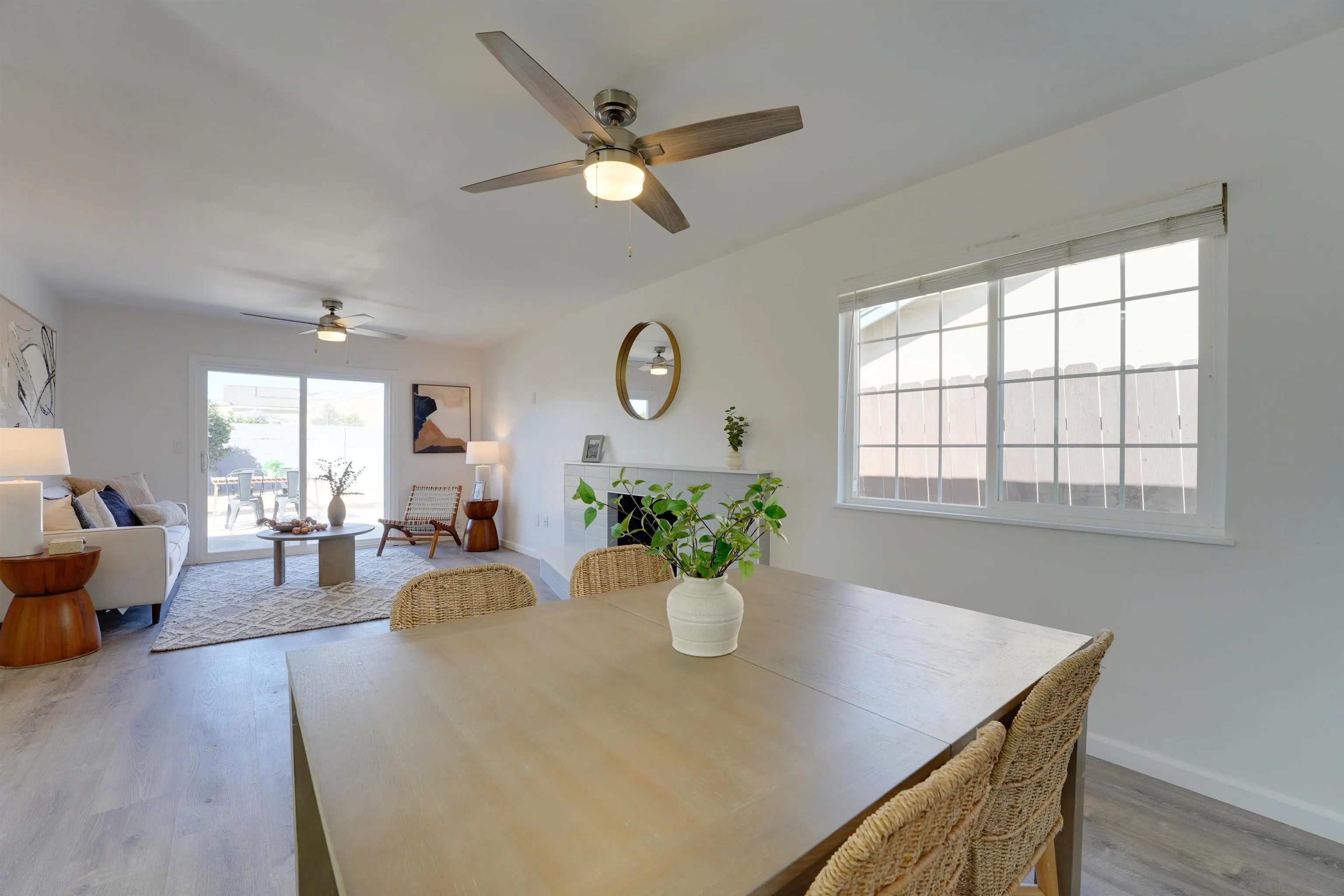 4816 Siesta Dr
