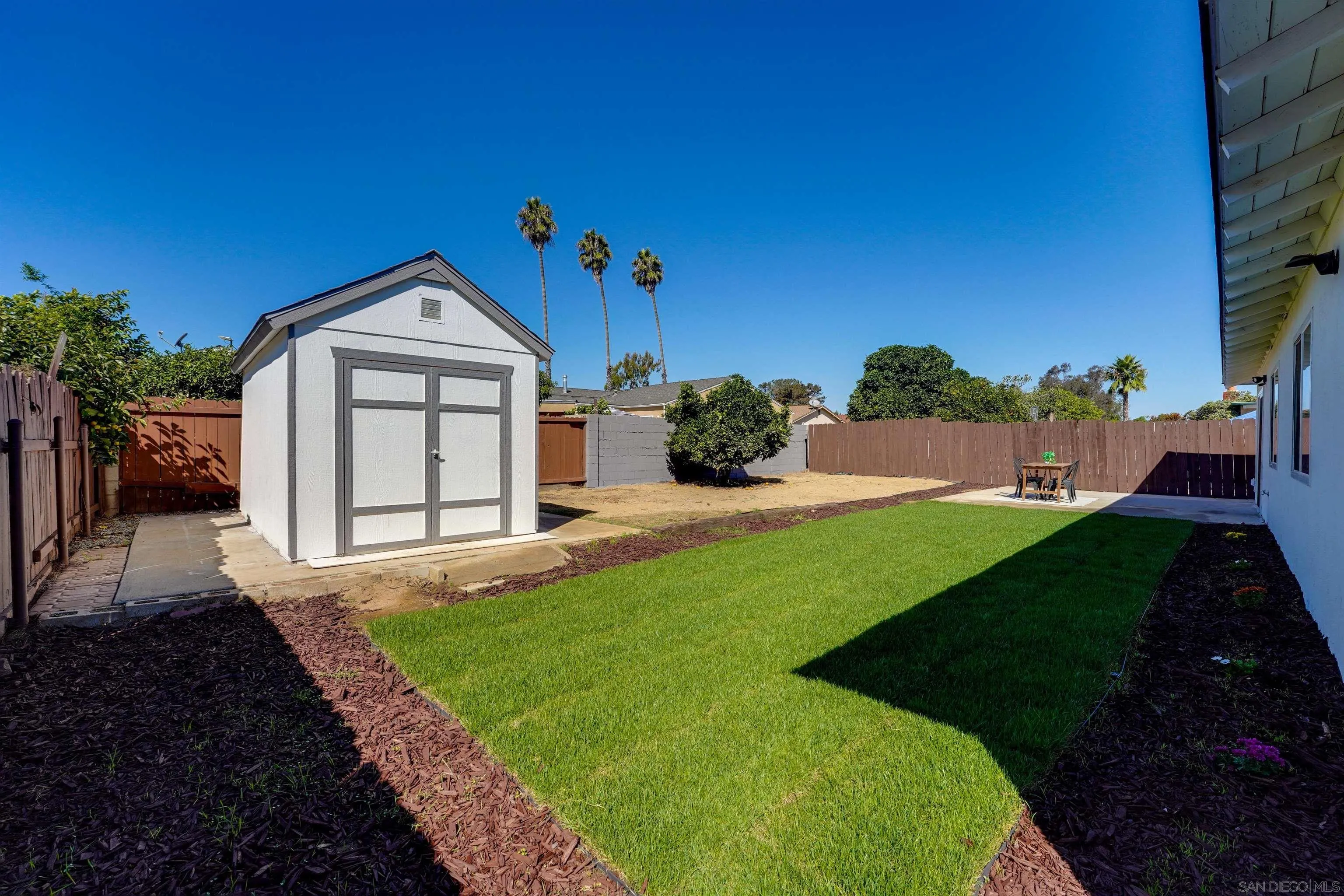 4816 Siesta Dr