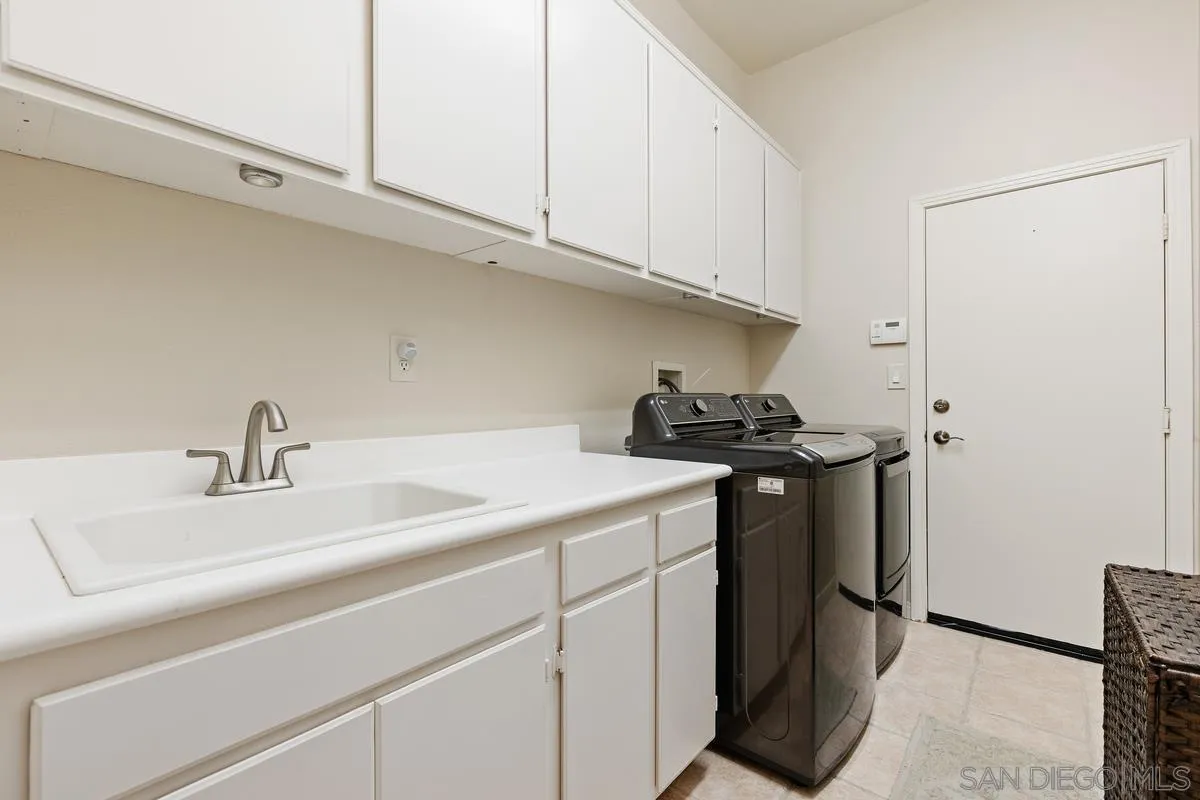 2157 Berwick Woods