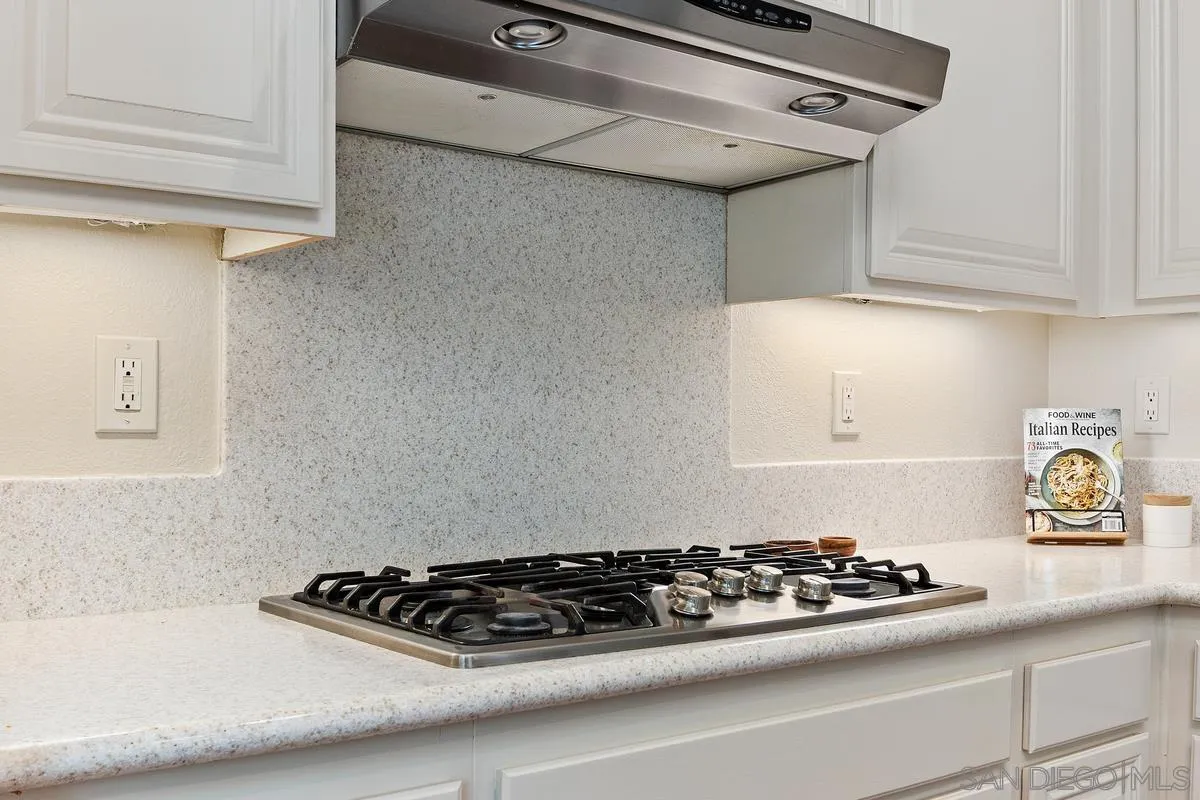 2157 Berwick Woods