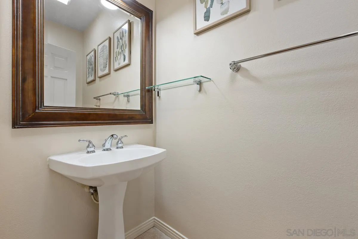 2157 Berwick Woods