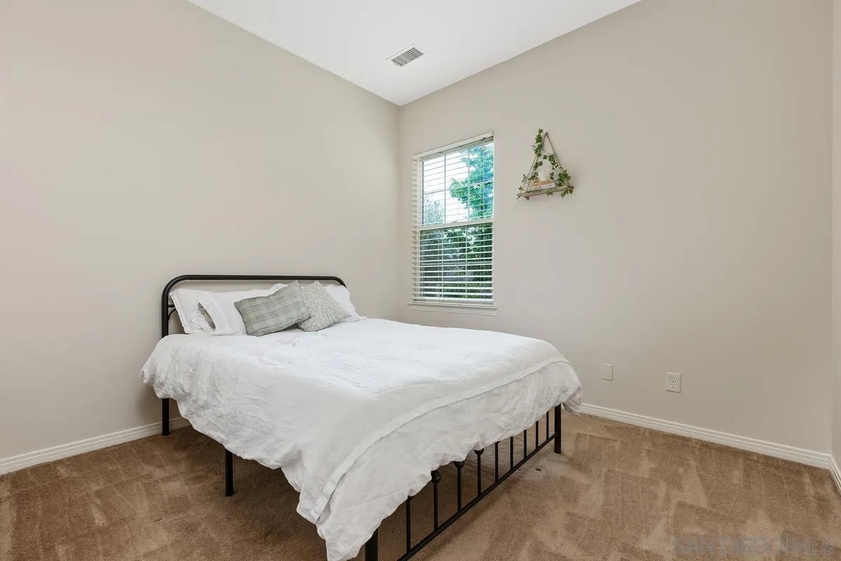 2157 Berwick Woods