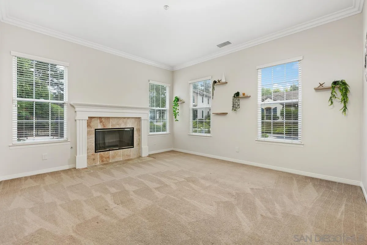 2157 Berwick Woods