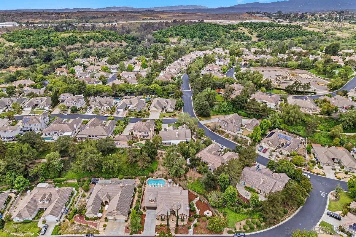 2157 Berwick Woods