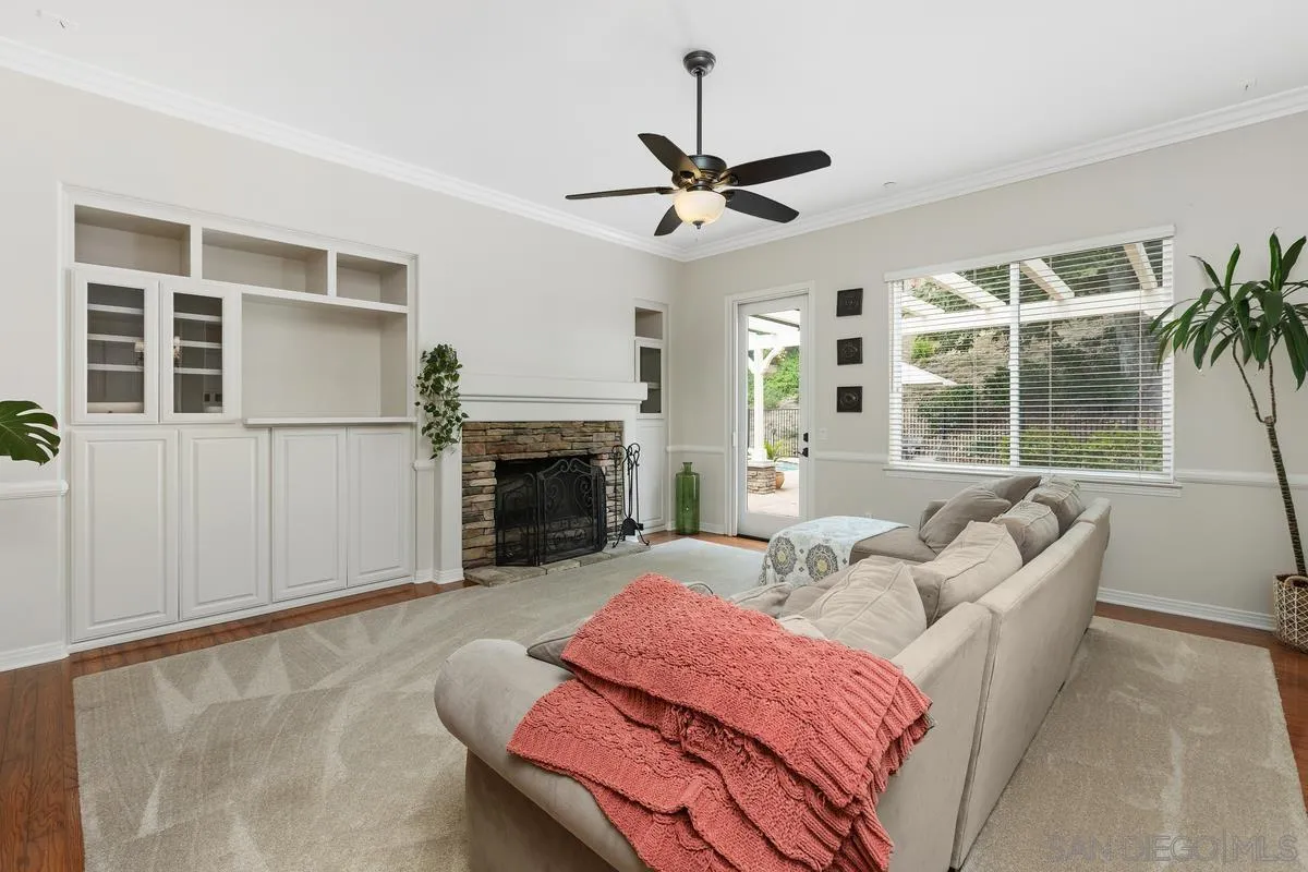 2157 Berwick Woods