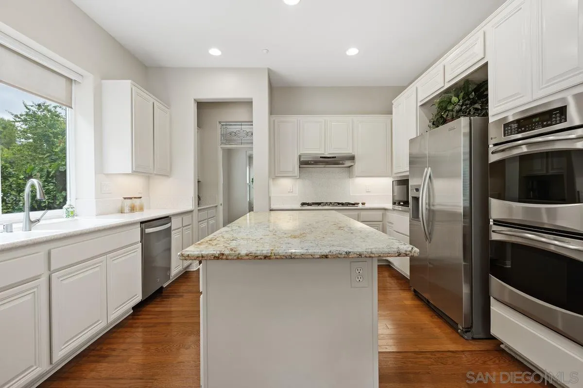 2157 Berwick Woods