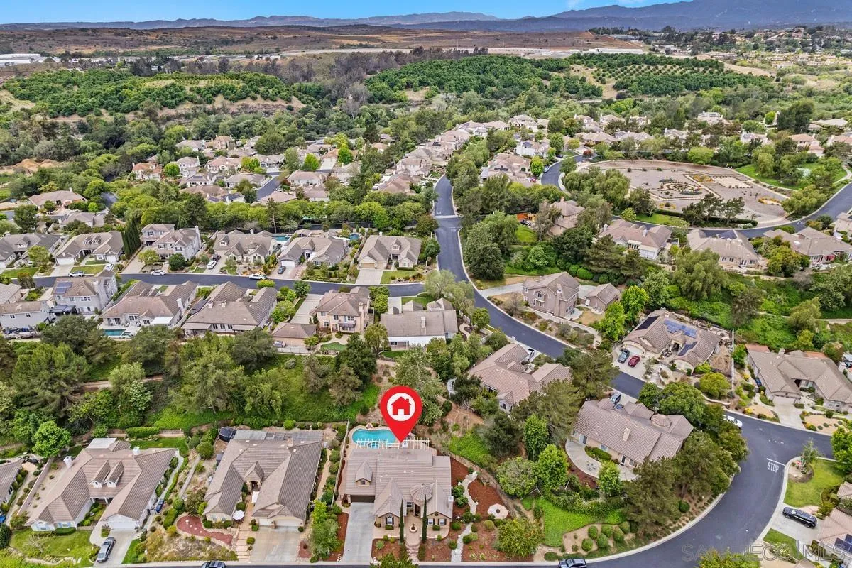 2157 Berwick Woods
