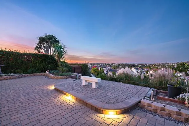2808 La Duela Lane
