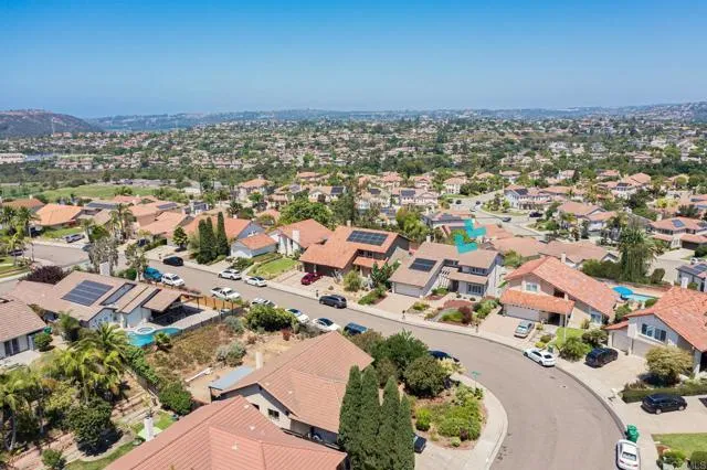 2808 La Duela Lane