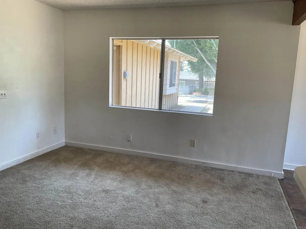 1110 E Alvarado Street