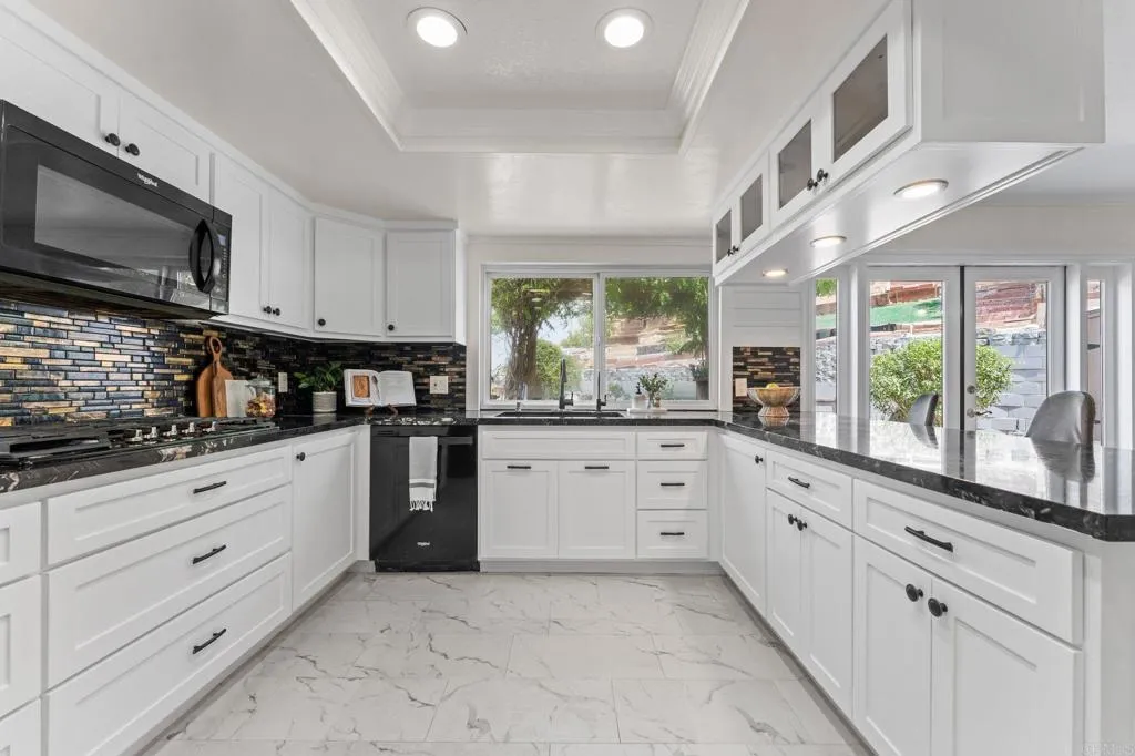 939 Chablis Lane
