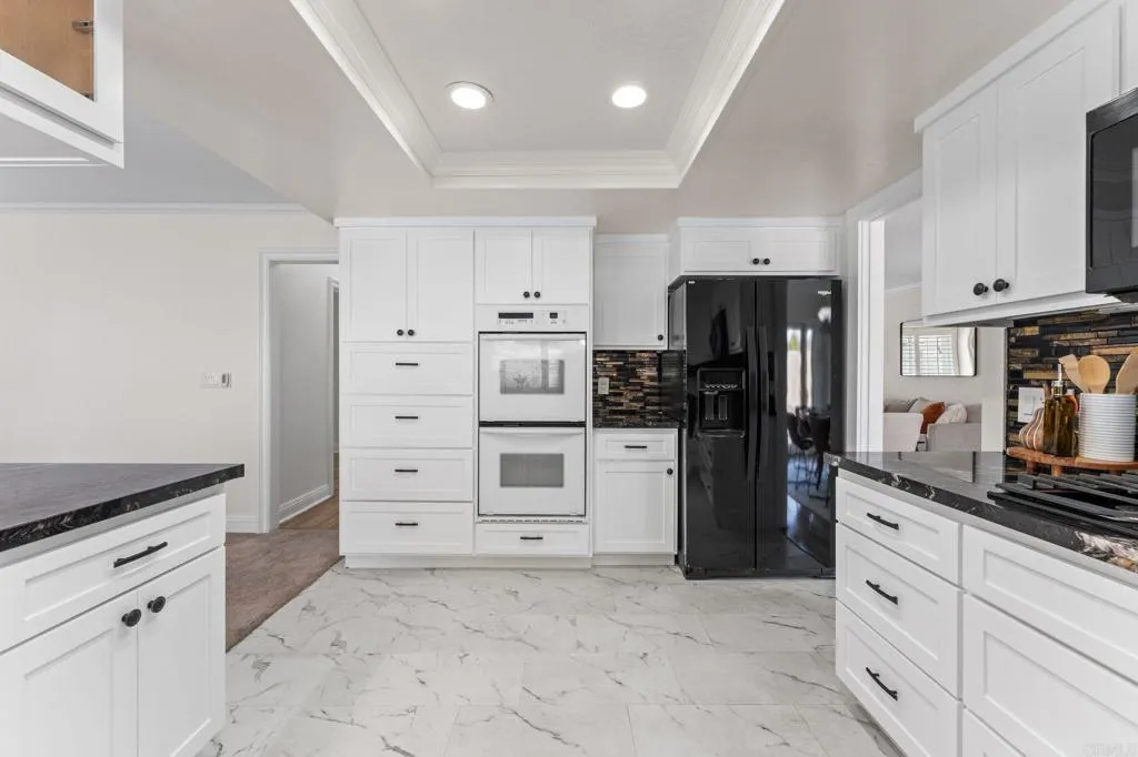 939 Chablis Lane