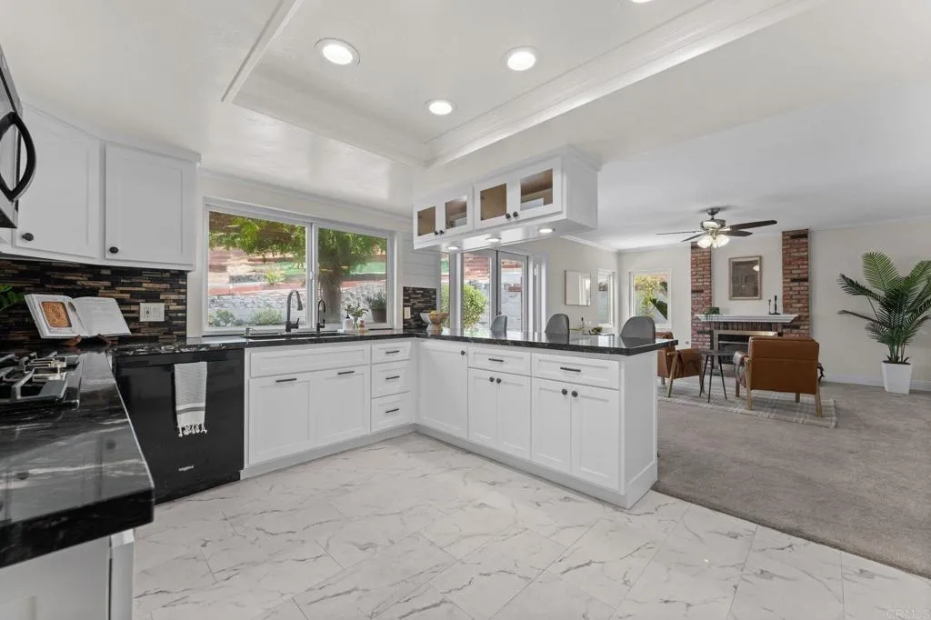939 Chablis Lane