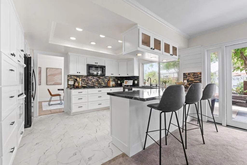 939 Chablis Lane