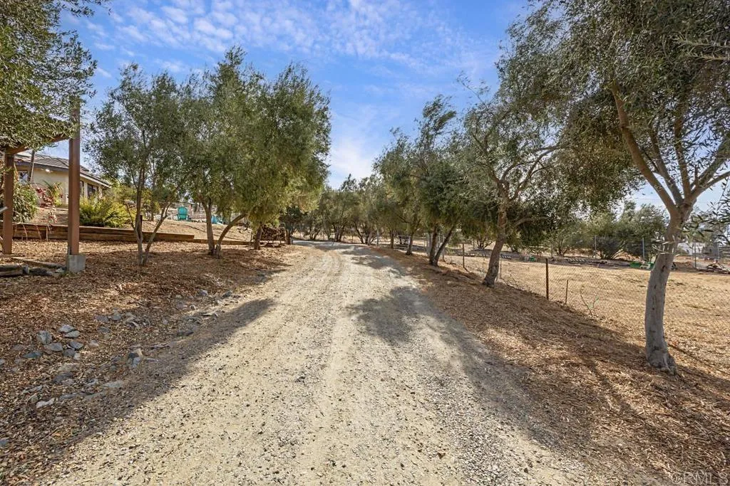 20849 N Burma Road