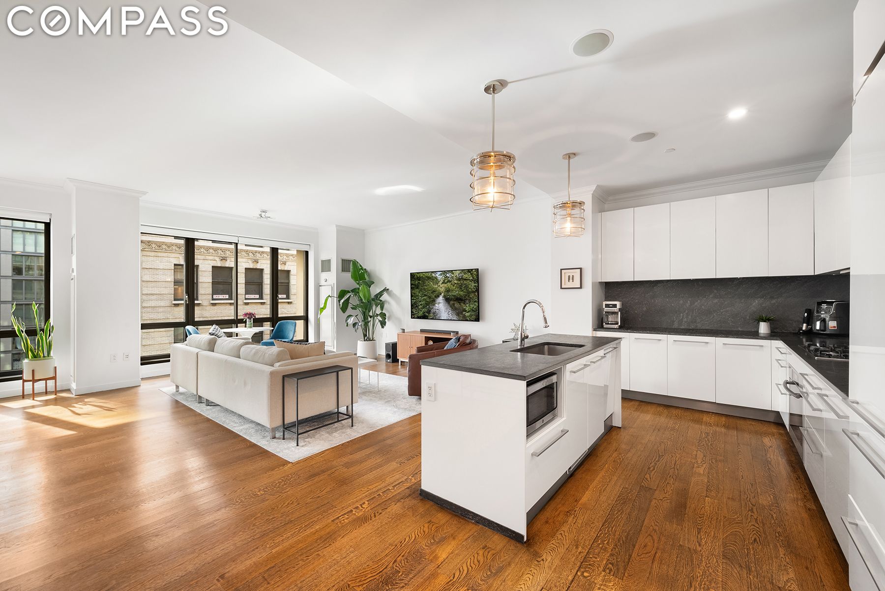 4 W 21st Street 10B