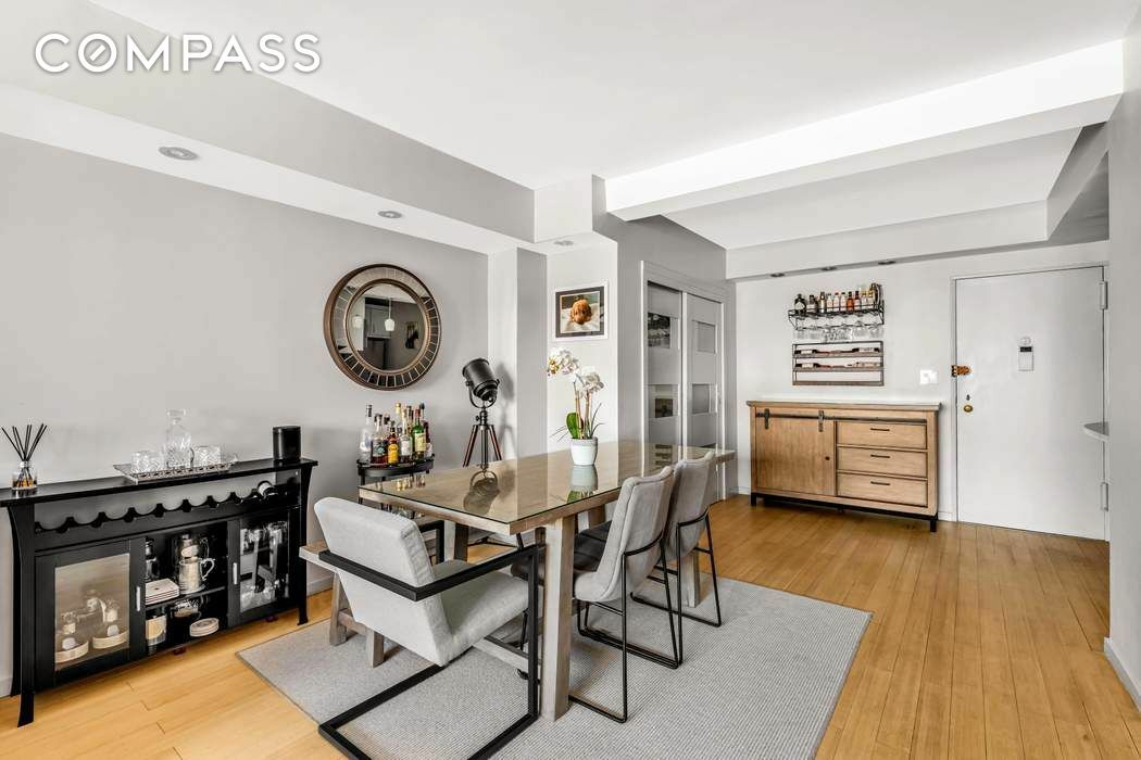 200 E 36th Street 11C