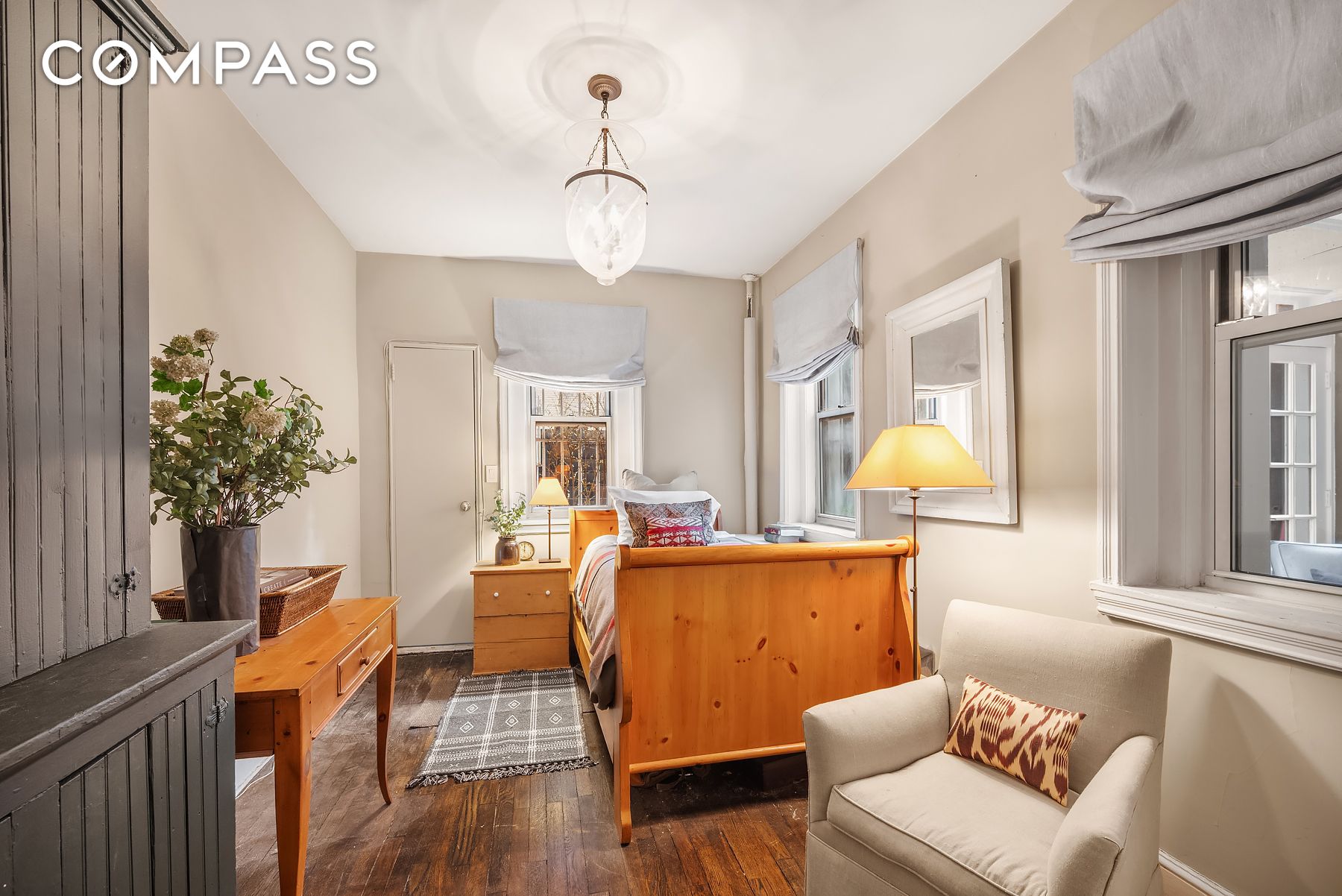 64 E 80th Street G