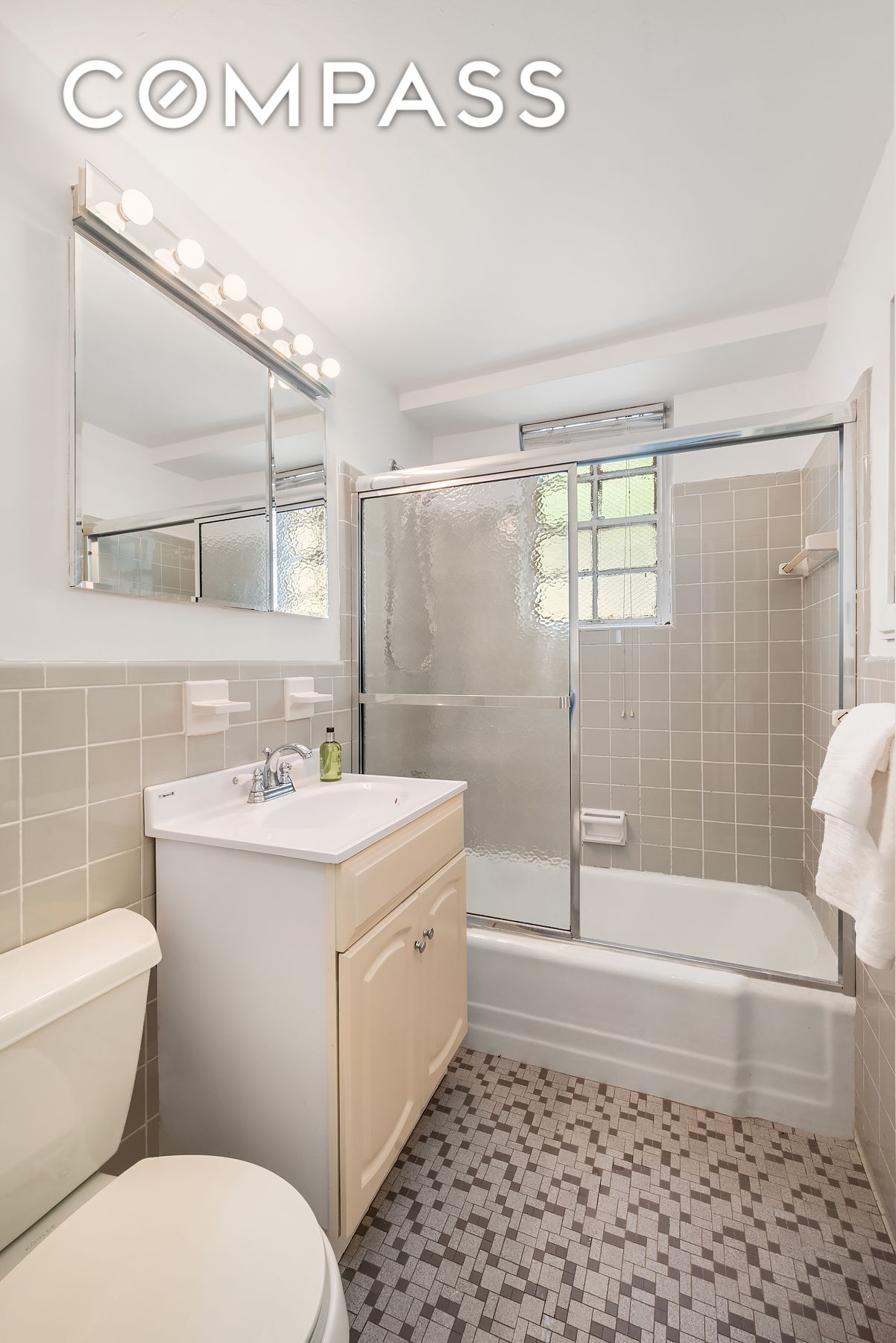 347 E 53rd Street 9C