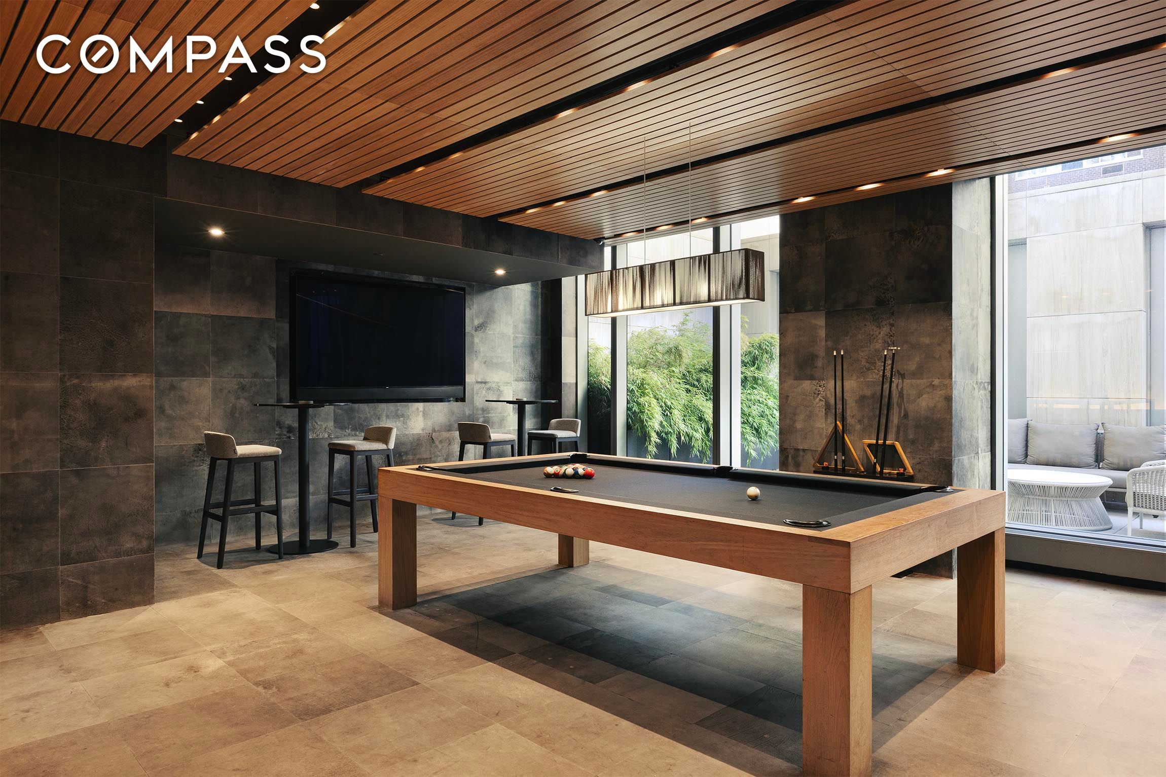 200 Amsterdam Avenue 17A