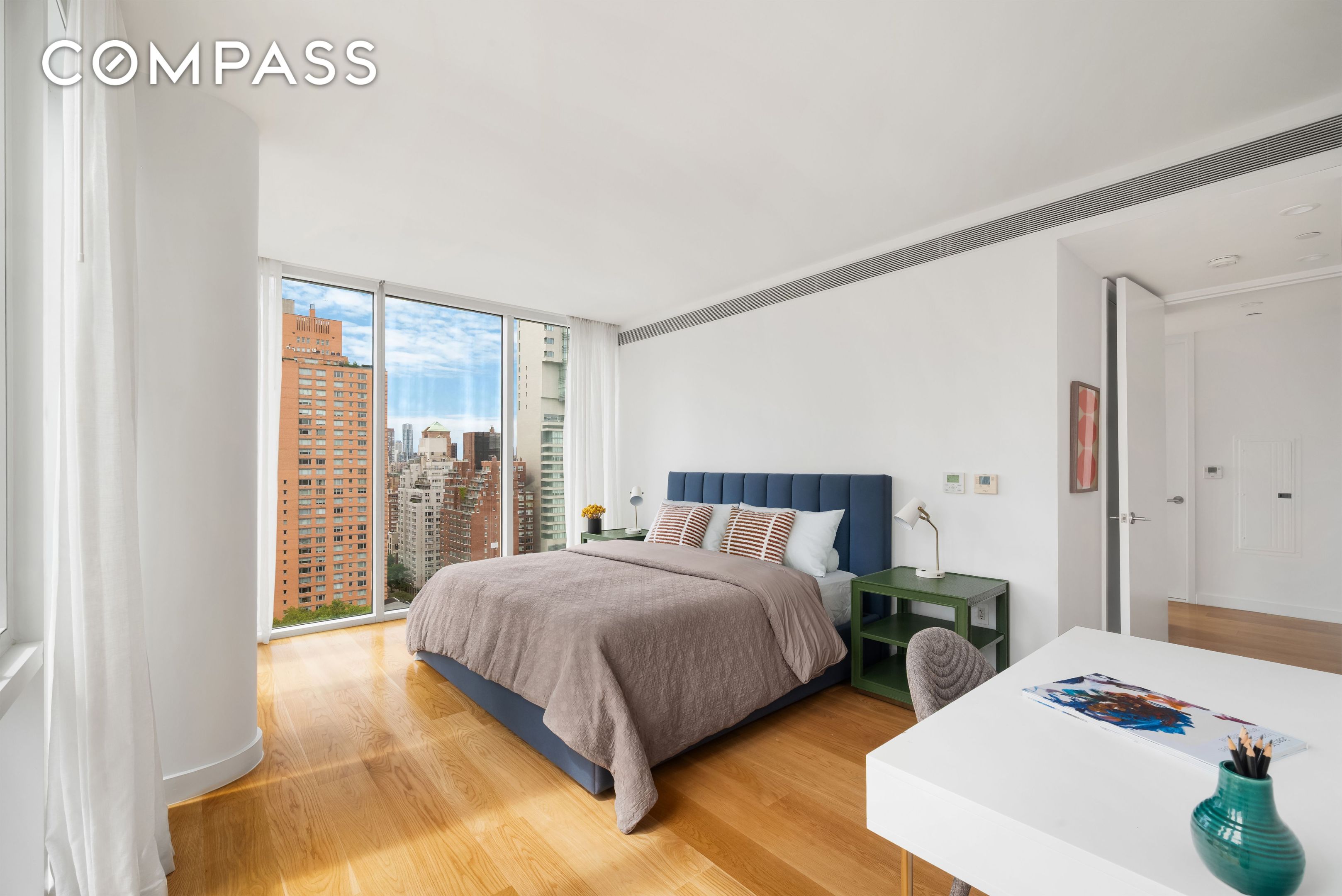 301 E 61st Street 17A