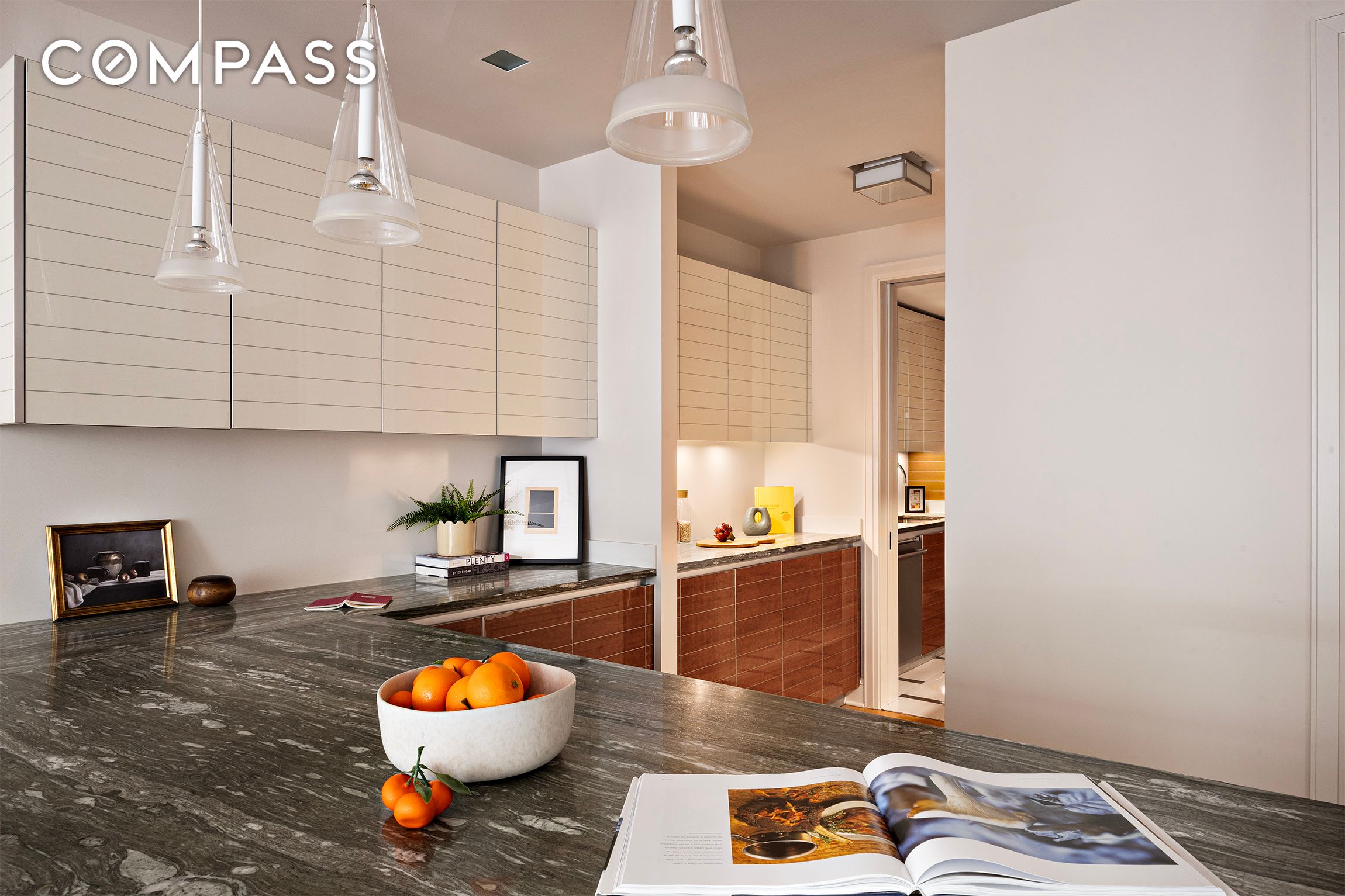 170 E End Avenue 2AB