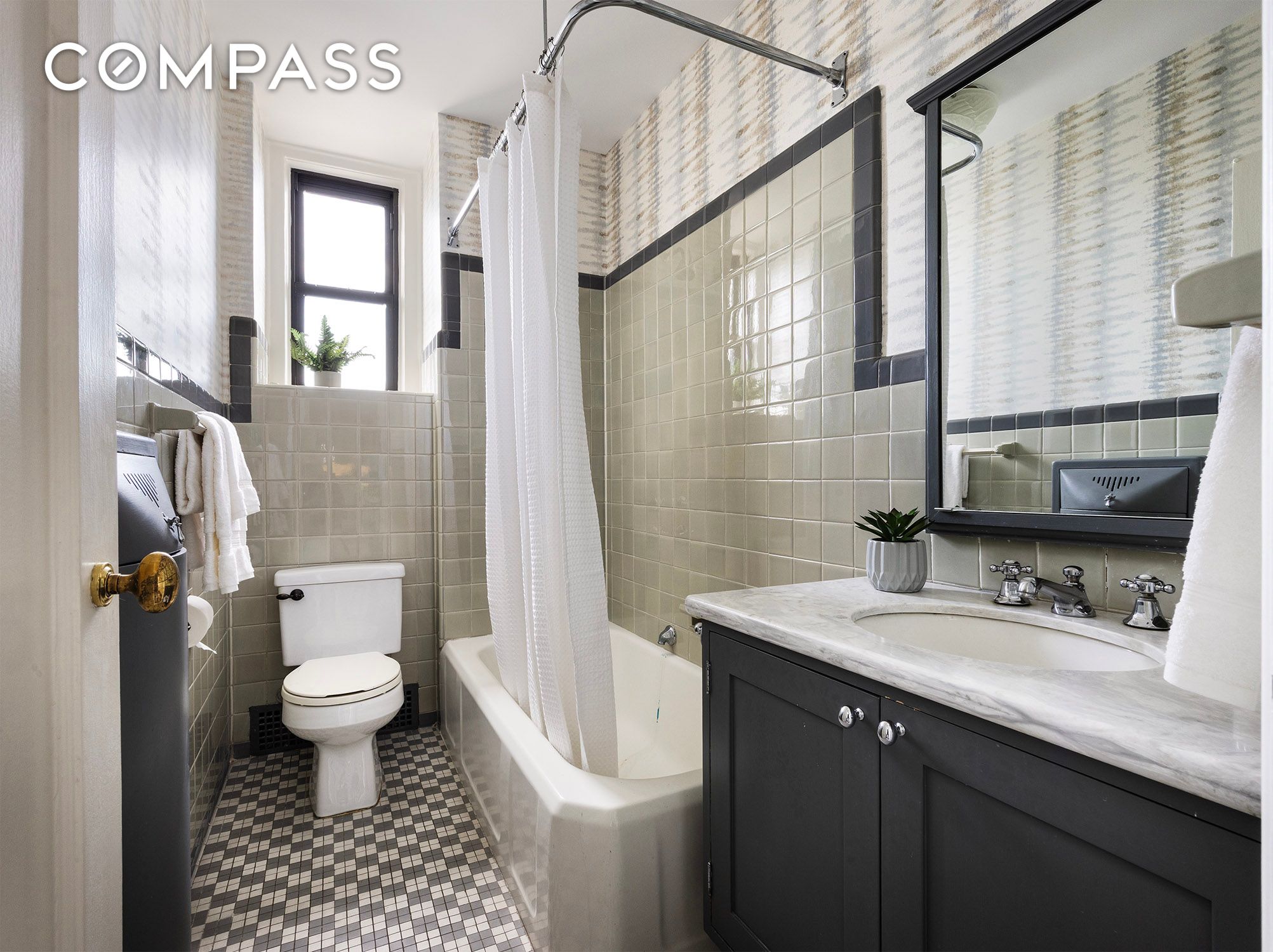 137 Riverside Drive 12B