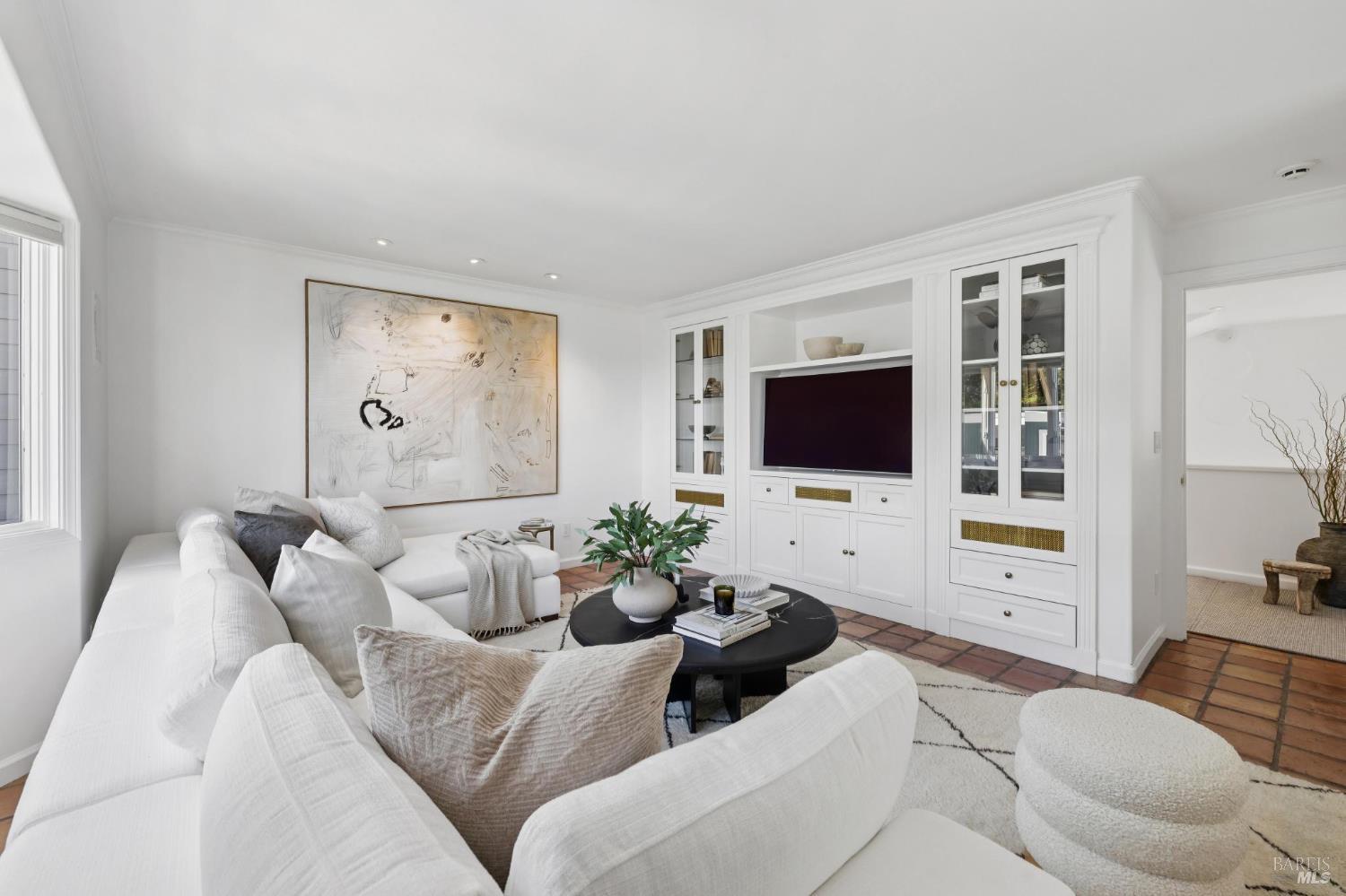 260 Spencer Ave