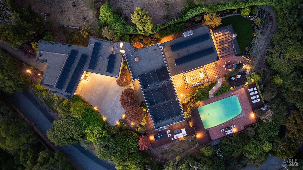 1 Tara View Rd