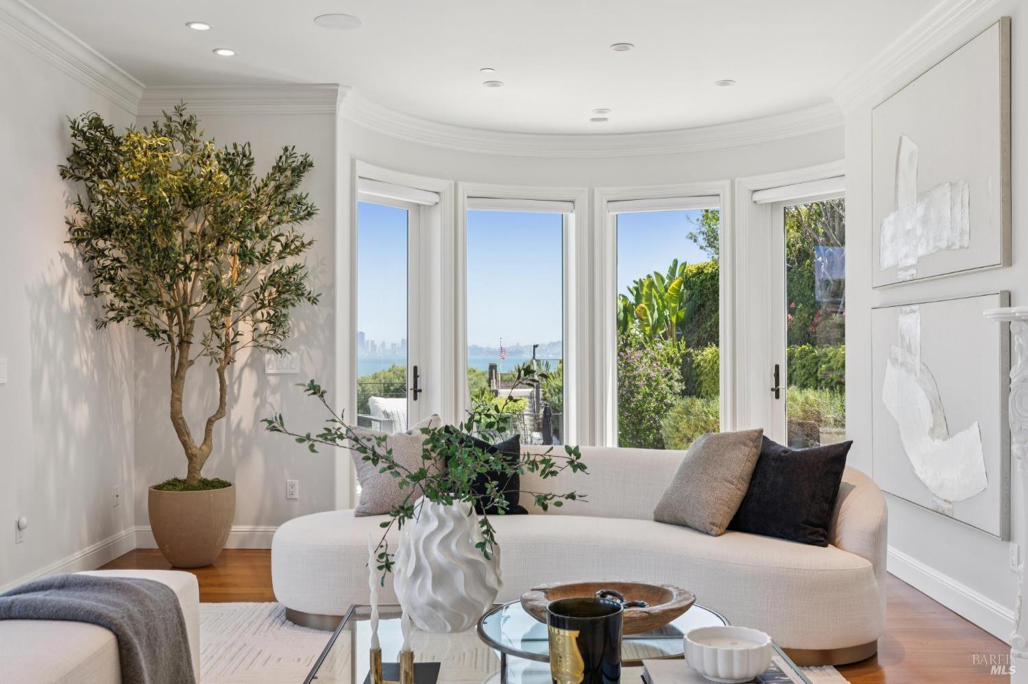 82 Alcatraz Avenue