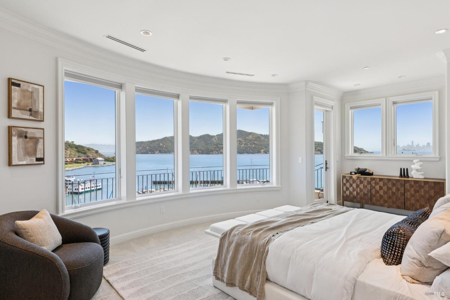 82 Alcatraz Avenue