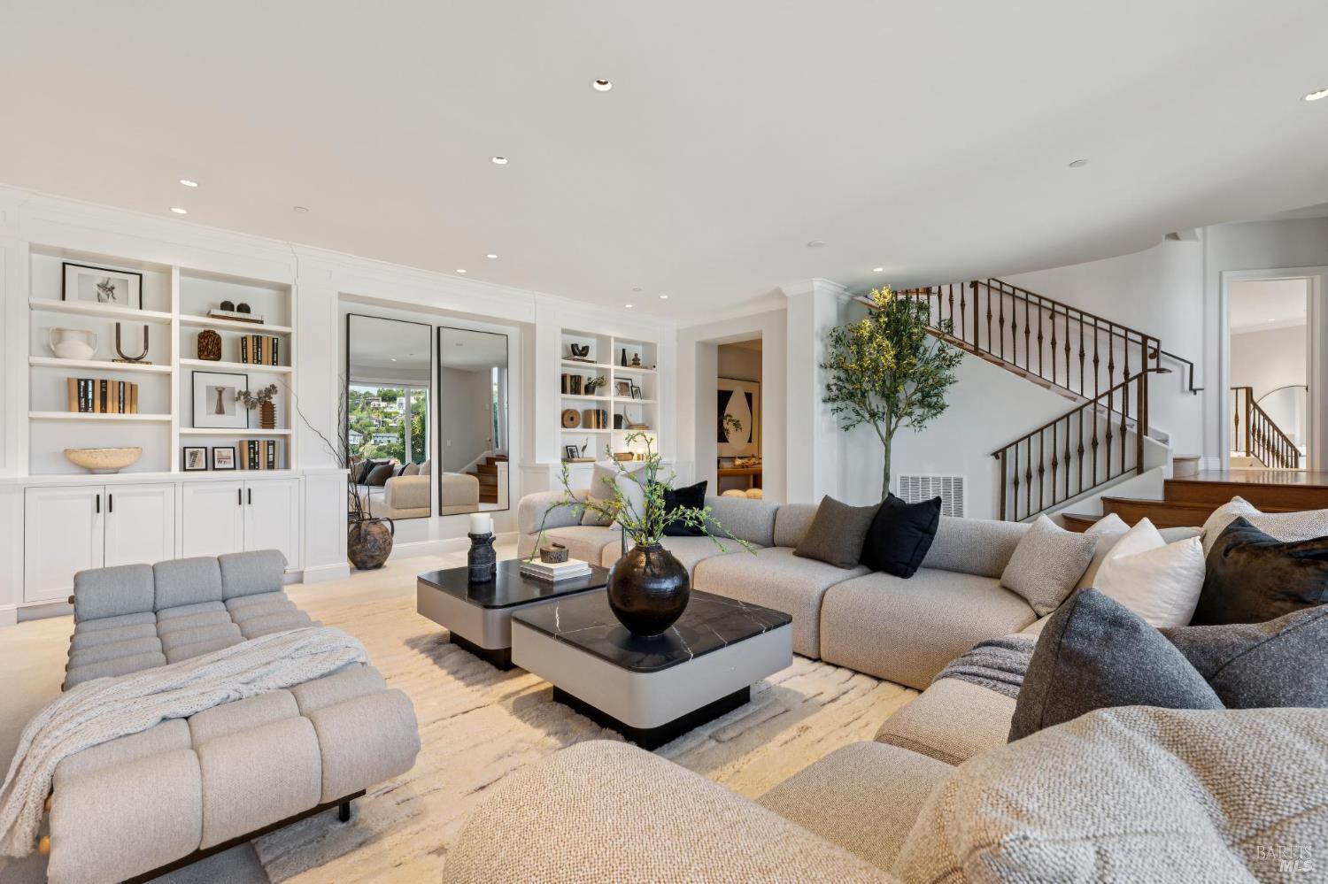 82 Alcatraz Avenue