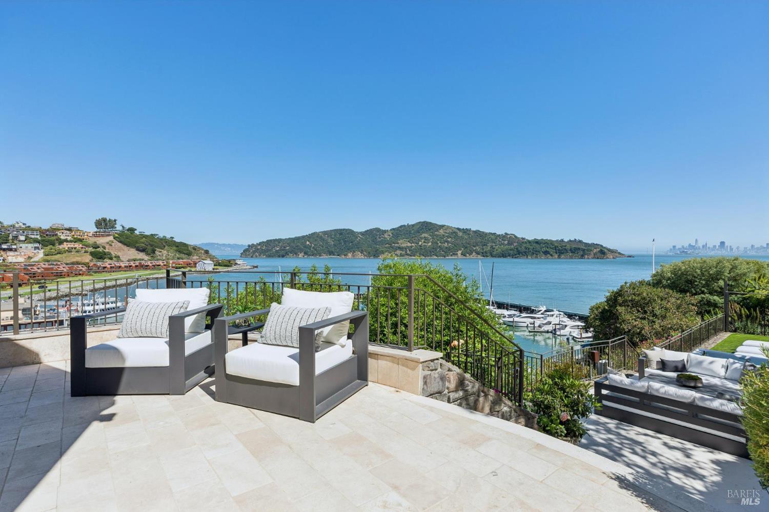 82 Alcatraz Avenue