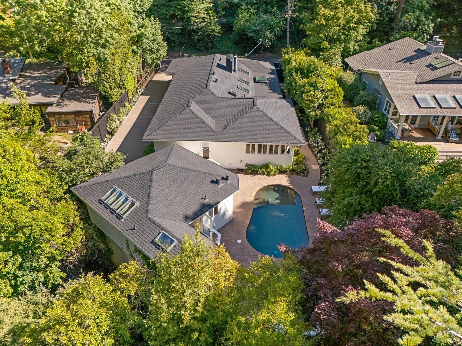 16 Southwood Avenue