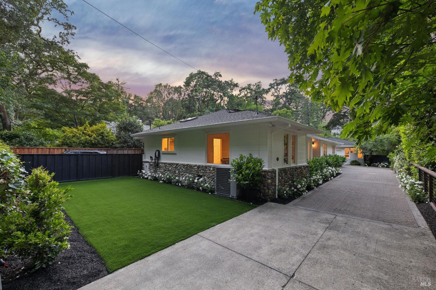 16 Southwood Avenue