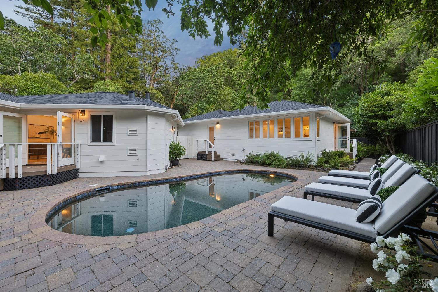 16 Southwood Avenue