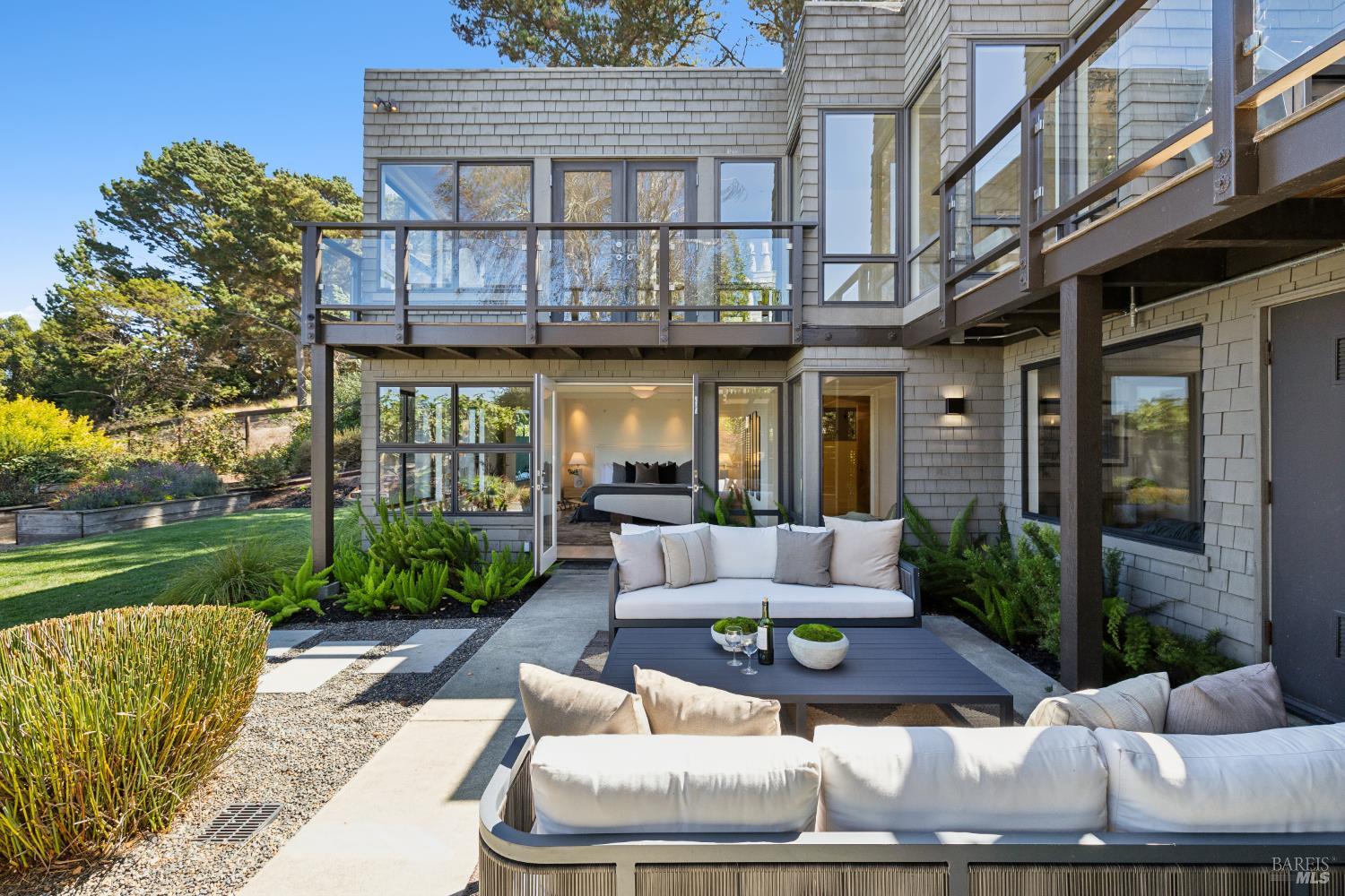 139 Hacienda Drive