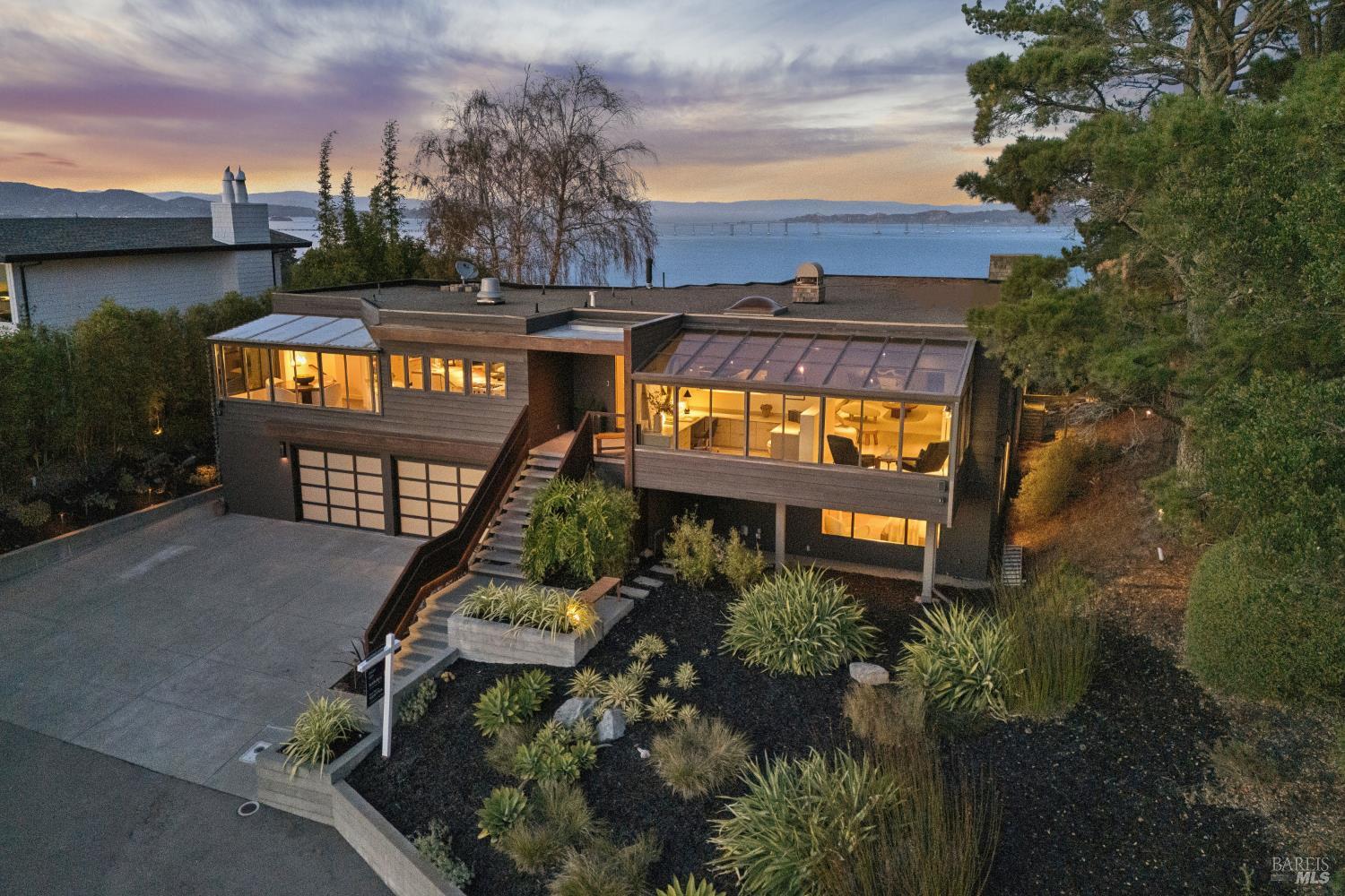 139 Hacienda Drive