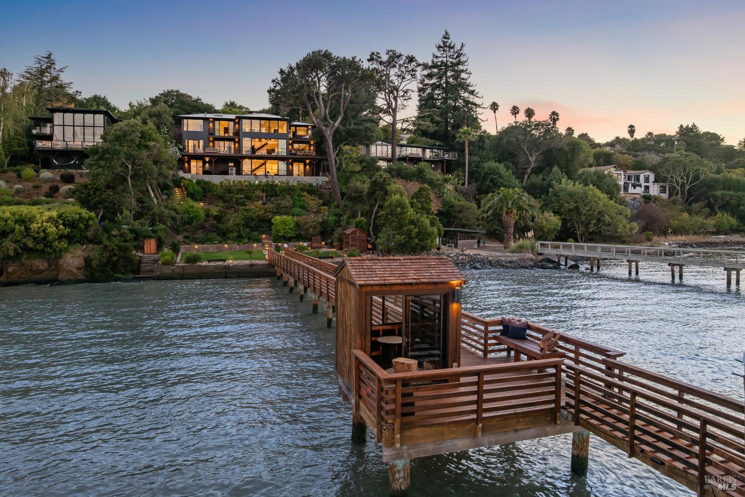 5030 Paradise Drive